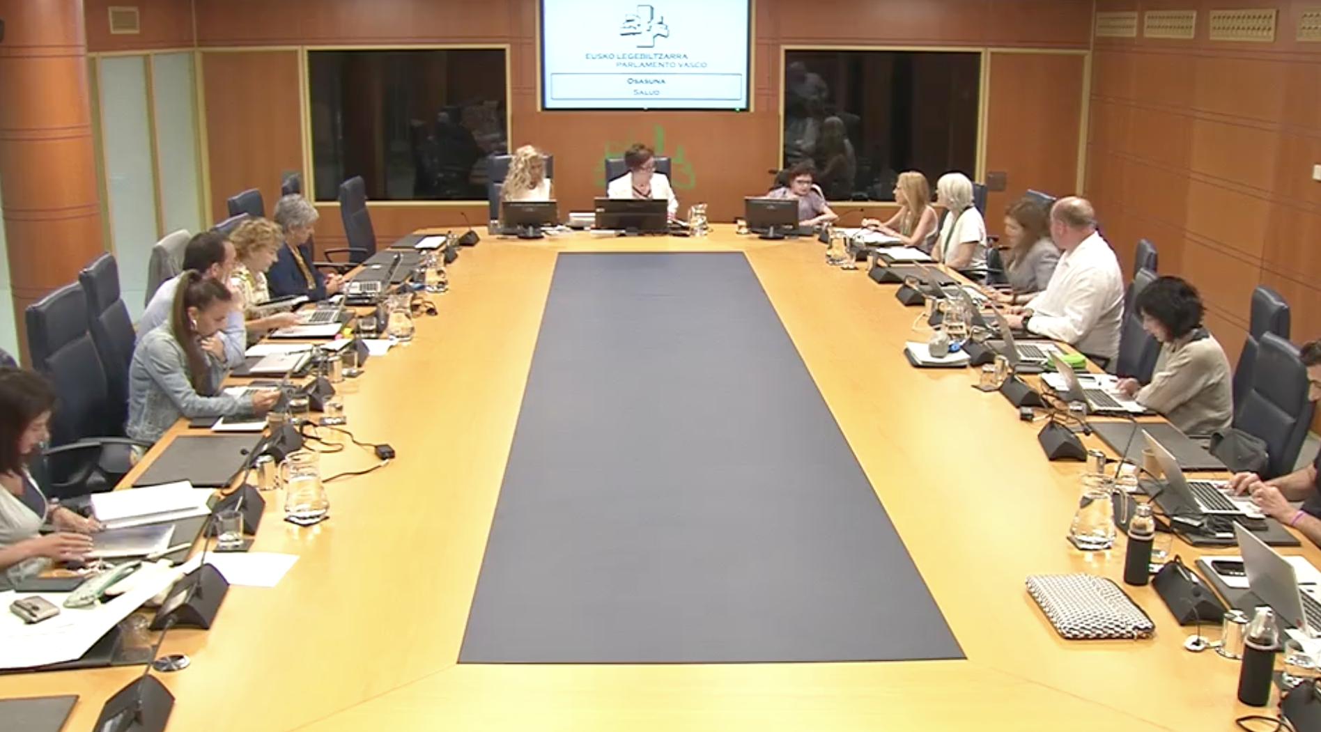 parlamento-eginez1